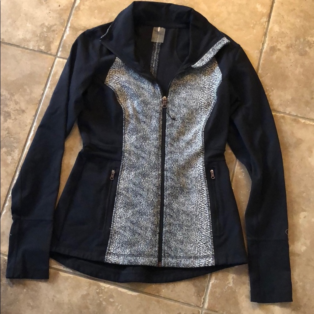 Calia by Carrie Underwood jacket